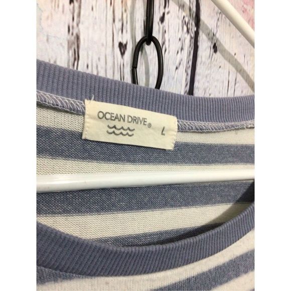 Ocean Drive Soft Fuzzy Sweater Top Size L Gray & White ❄️❄️ - Picture 3 of 11